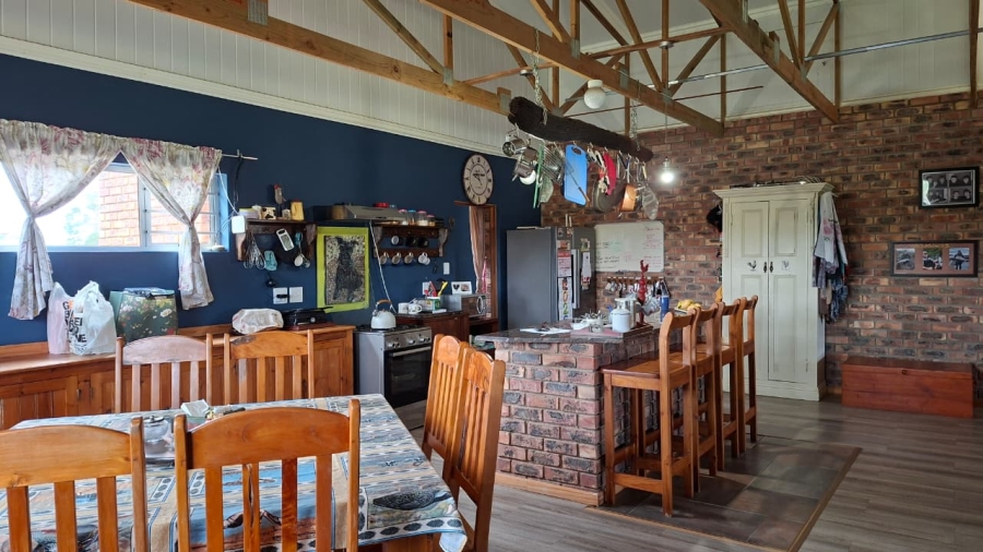 8 Bedroom Property for Sale in Meisies Halt Eastern Cape